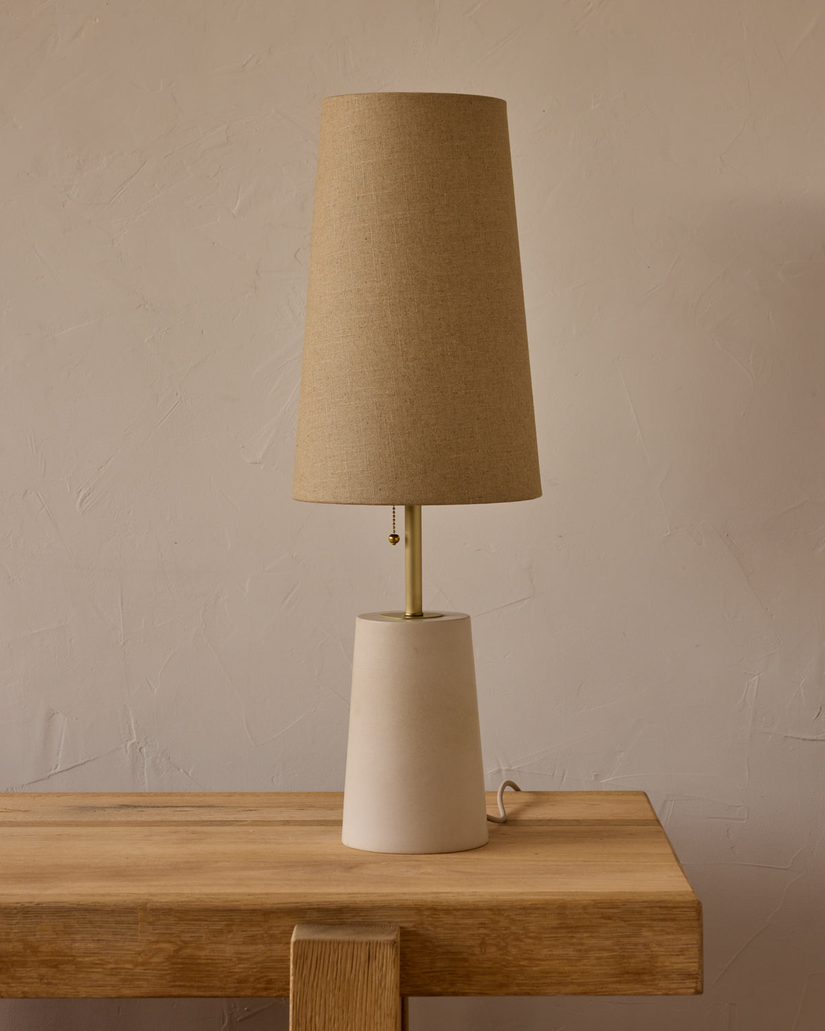 Lostine - Layla Ceramic Table Lamp
