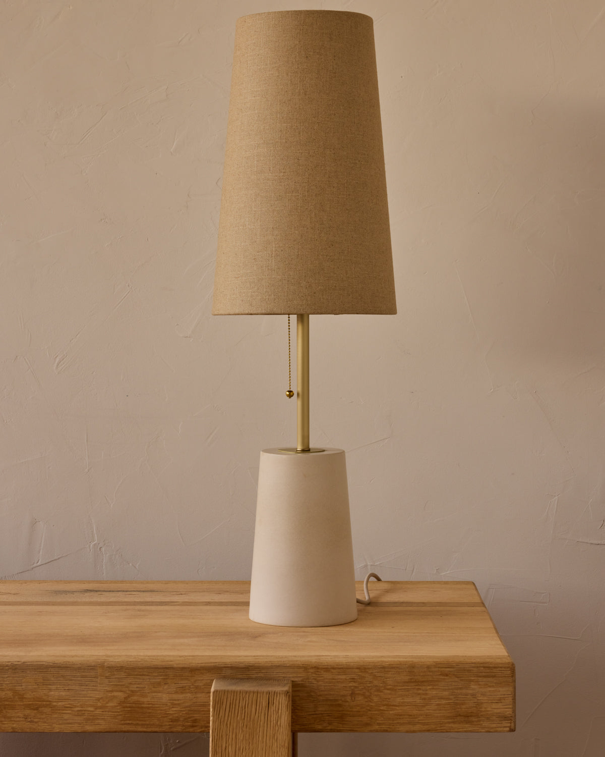 Lostine - Layla Ceramic Table Lamp