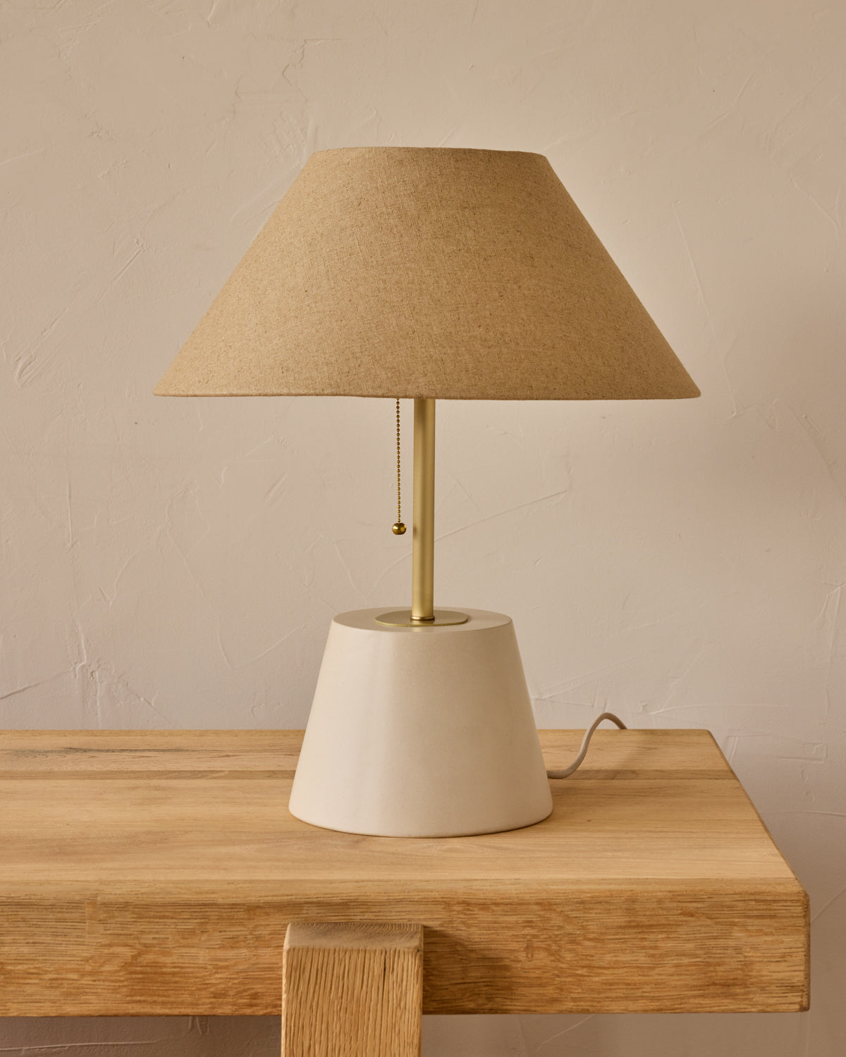 Lostine - Noa Ceramic Table Lamp
