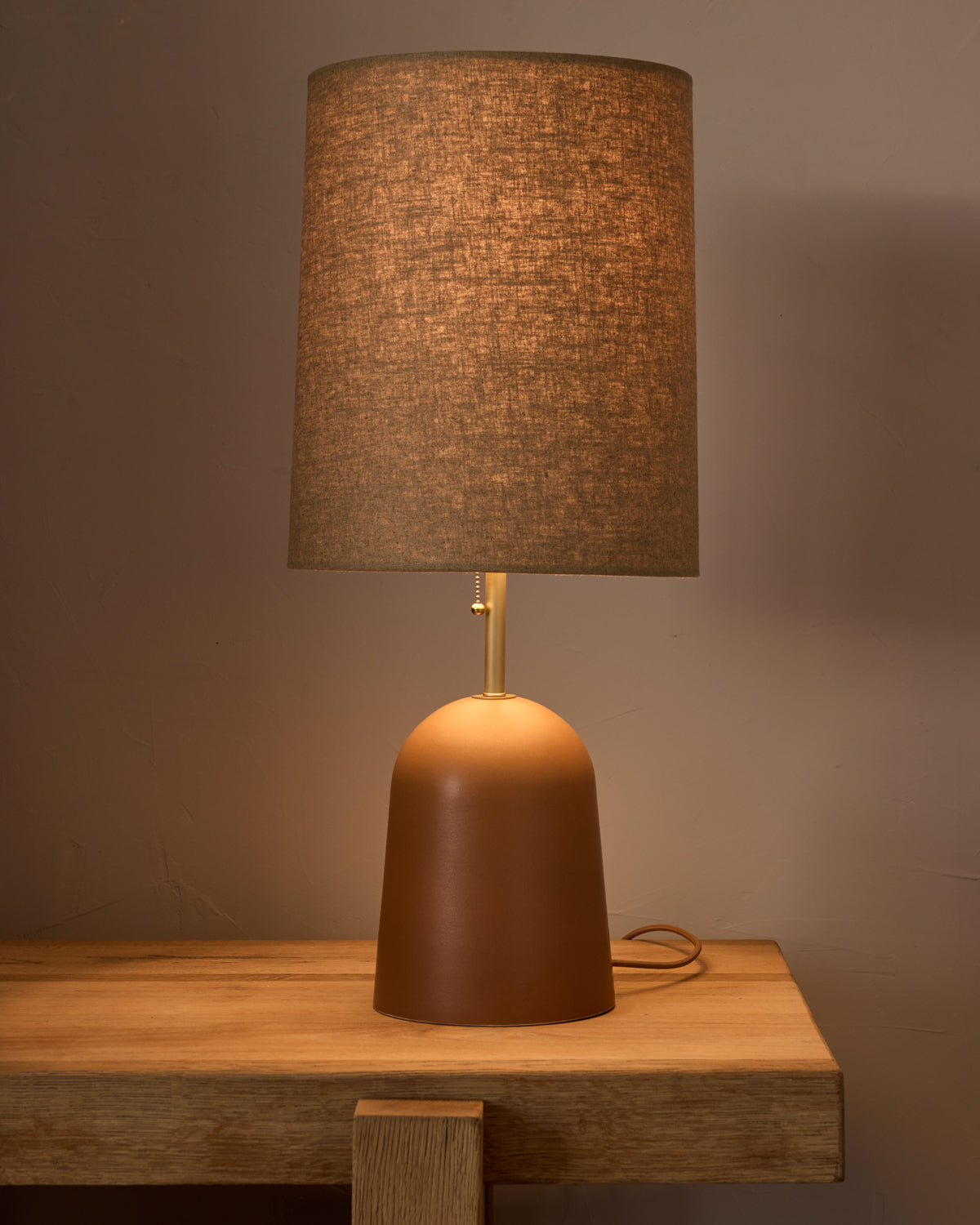 Lostine - Willa Ceramic Table Lamp