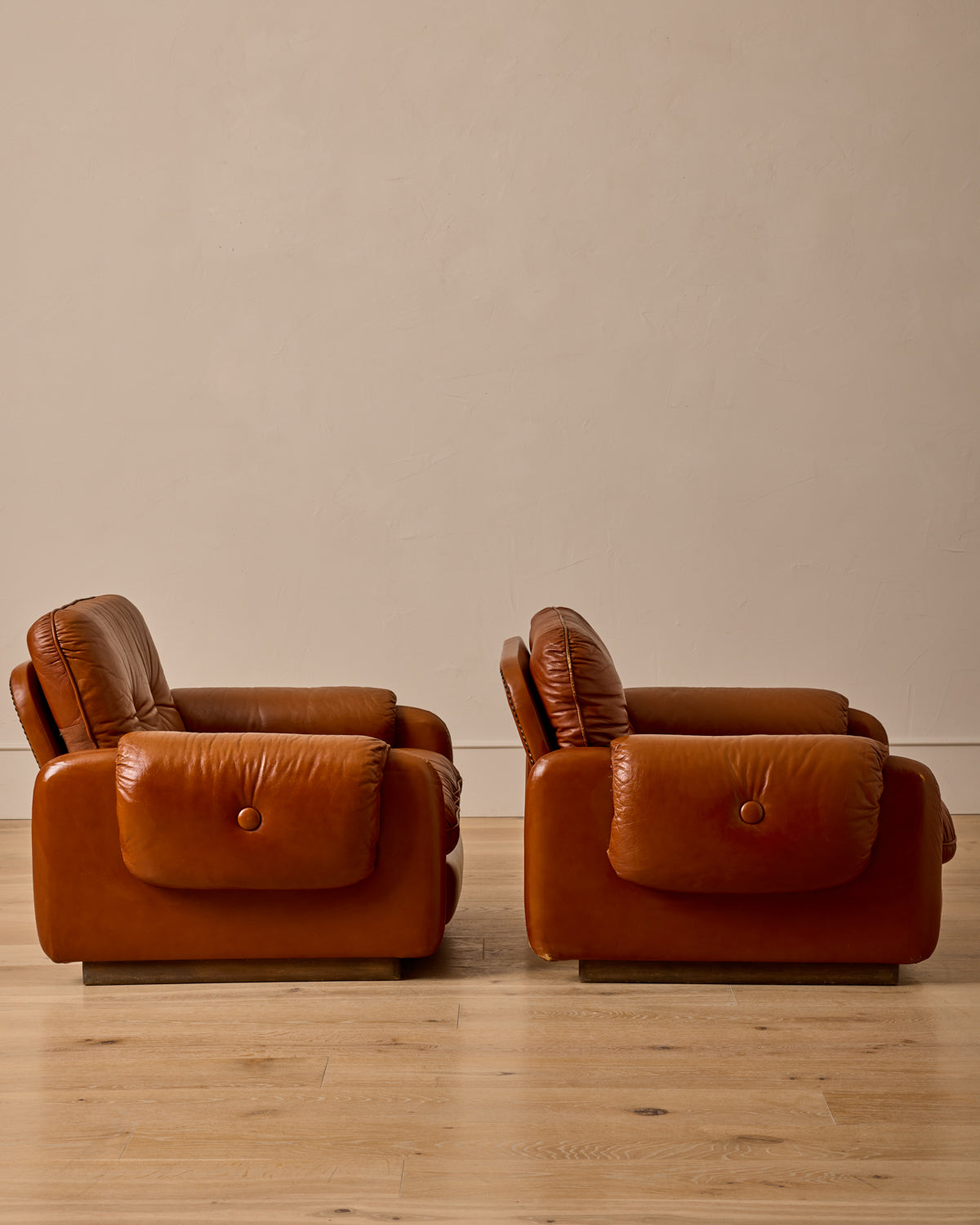 Lostine - Pair of Italian Leather Armchairs