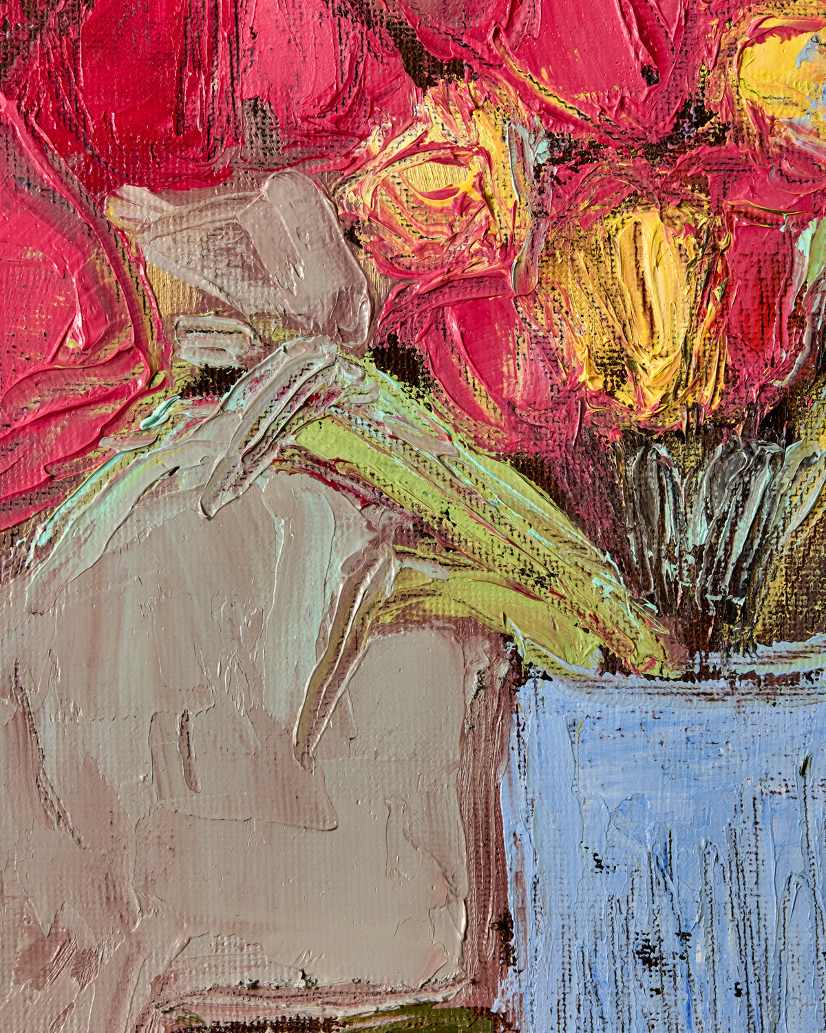 Lostine - Bouquet in Blue Vase