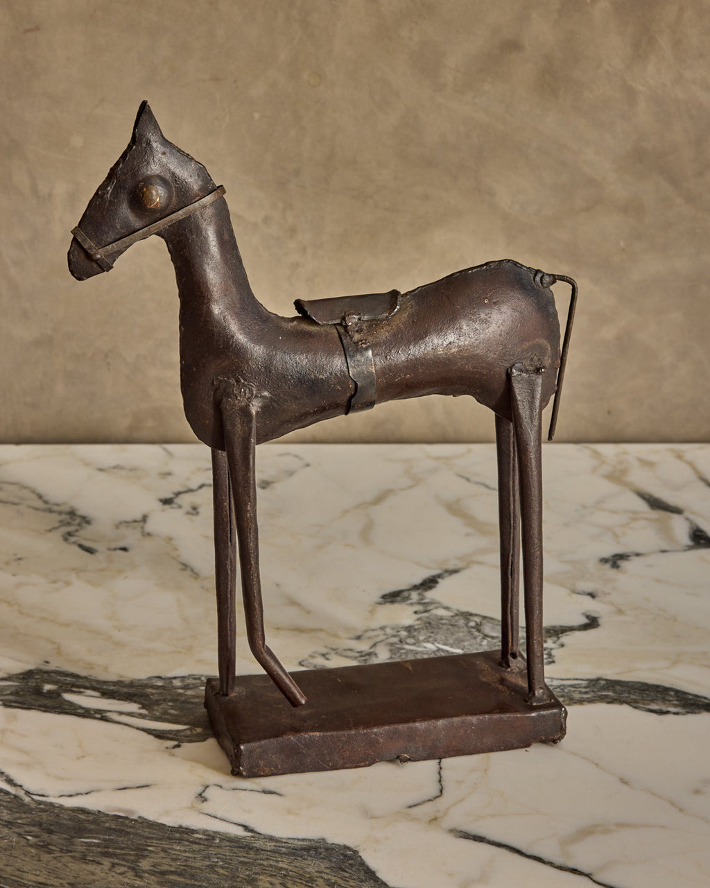 Lostine - Metal Horse Sculpture