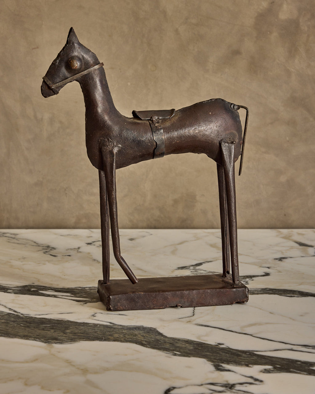 Lostine - Metal Horse Sculpture