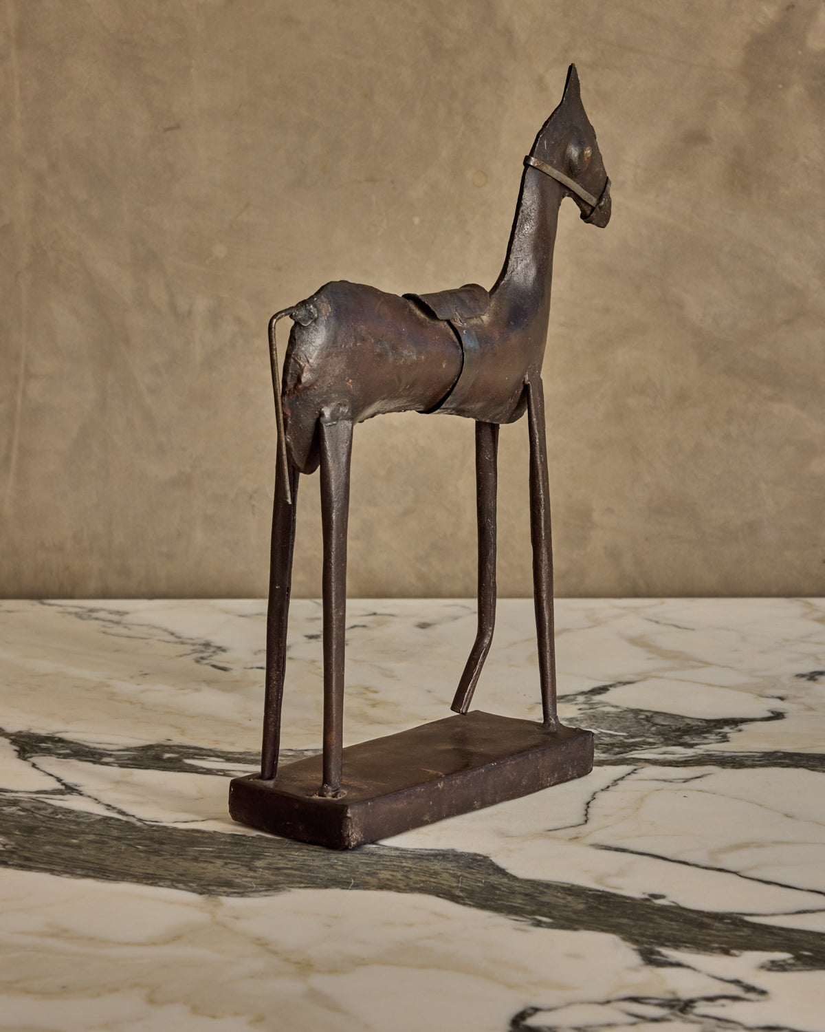 Lostine - Metal Horse Sculpture