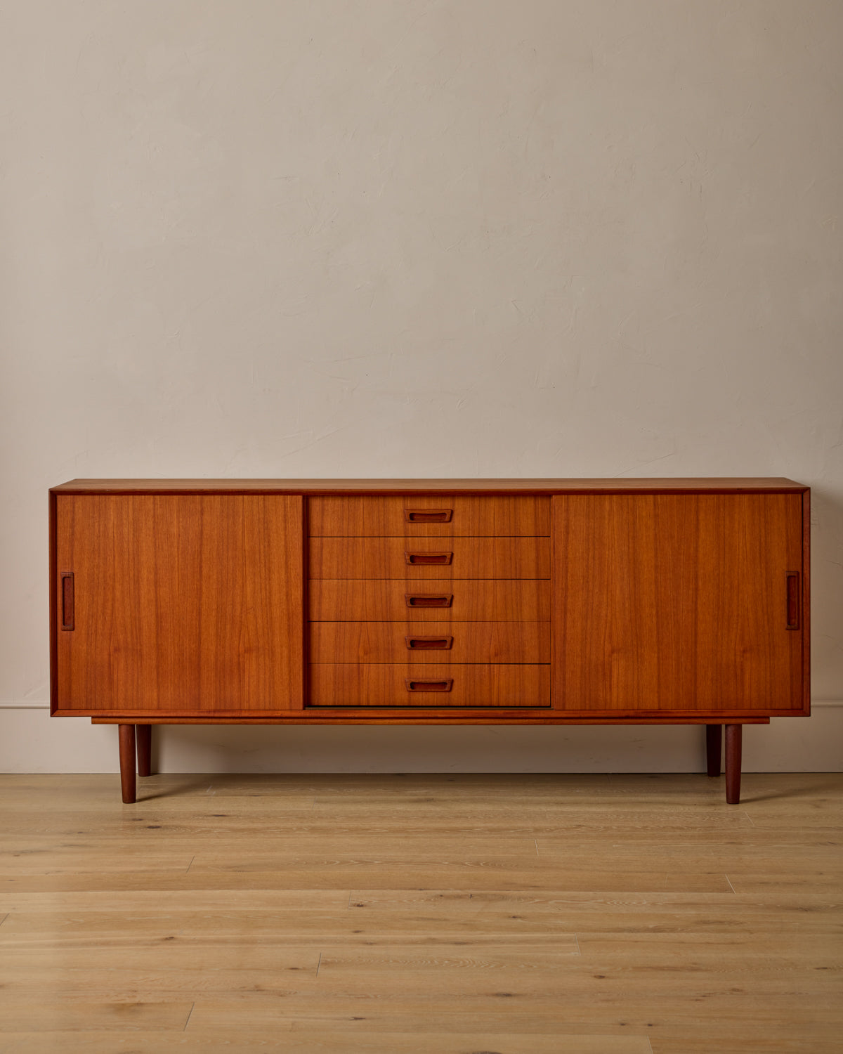 Lostine - 1960s Danish Teak Sideboard