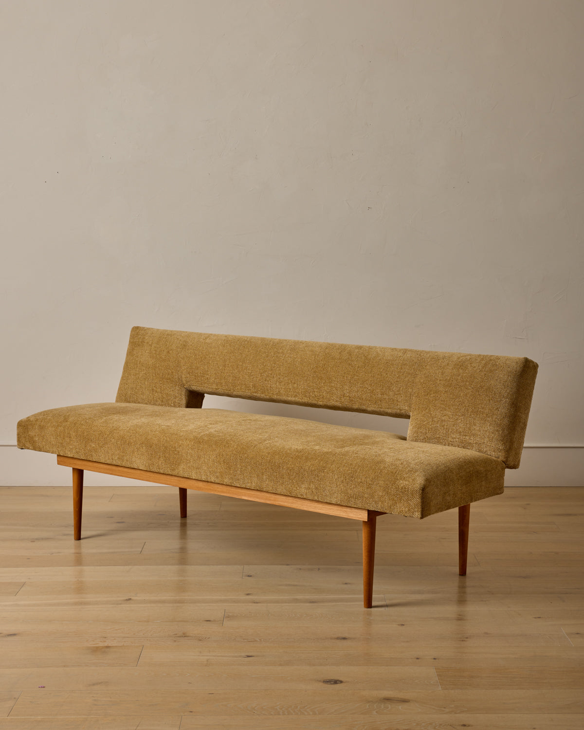 Lostine - 1970s Convertible Sofa Daybed