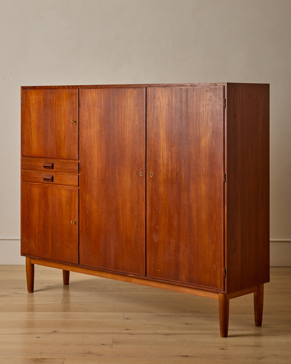Lostine - Teak Cabinet by Børge Mogensen