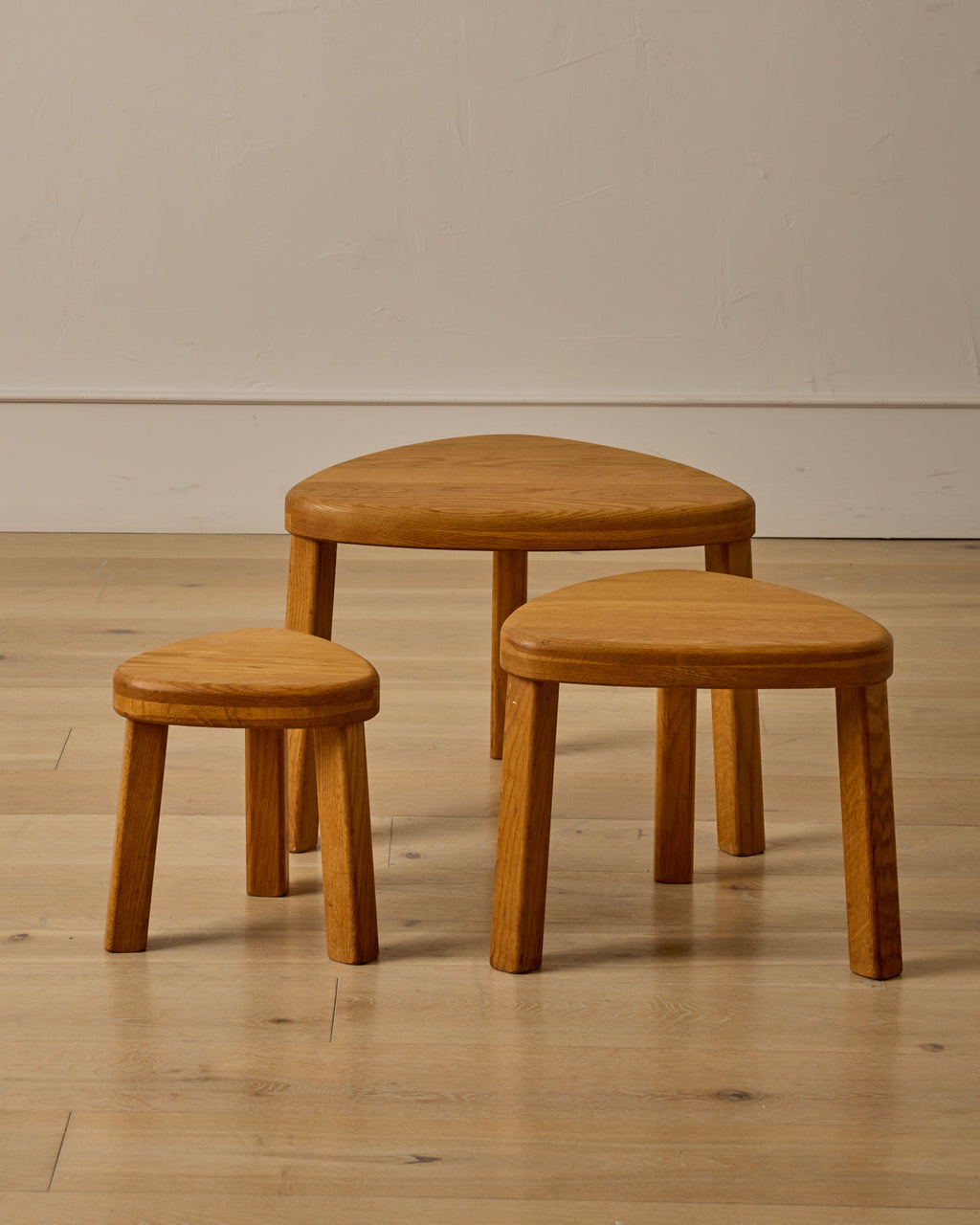 Lostine - Triangular Oak Nesting Tables - Set of 3
