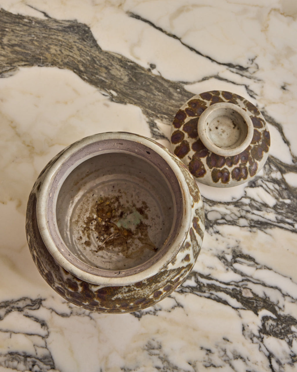 Lostine - Ceramic Lidded Vessel