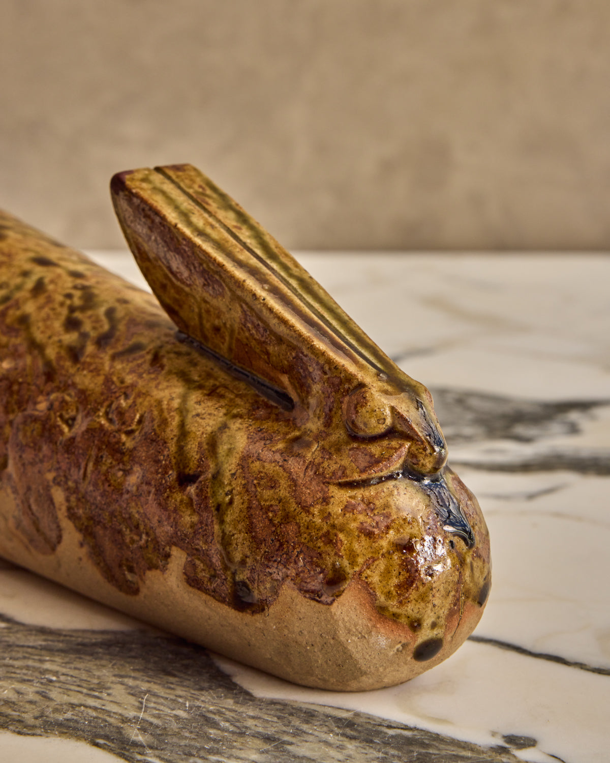 Lostine - Ceramic Rabbit Sculpture