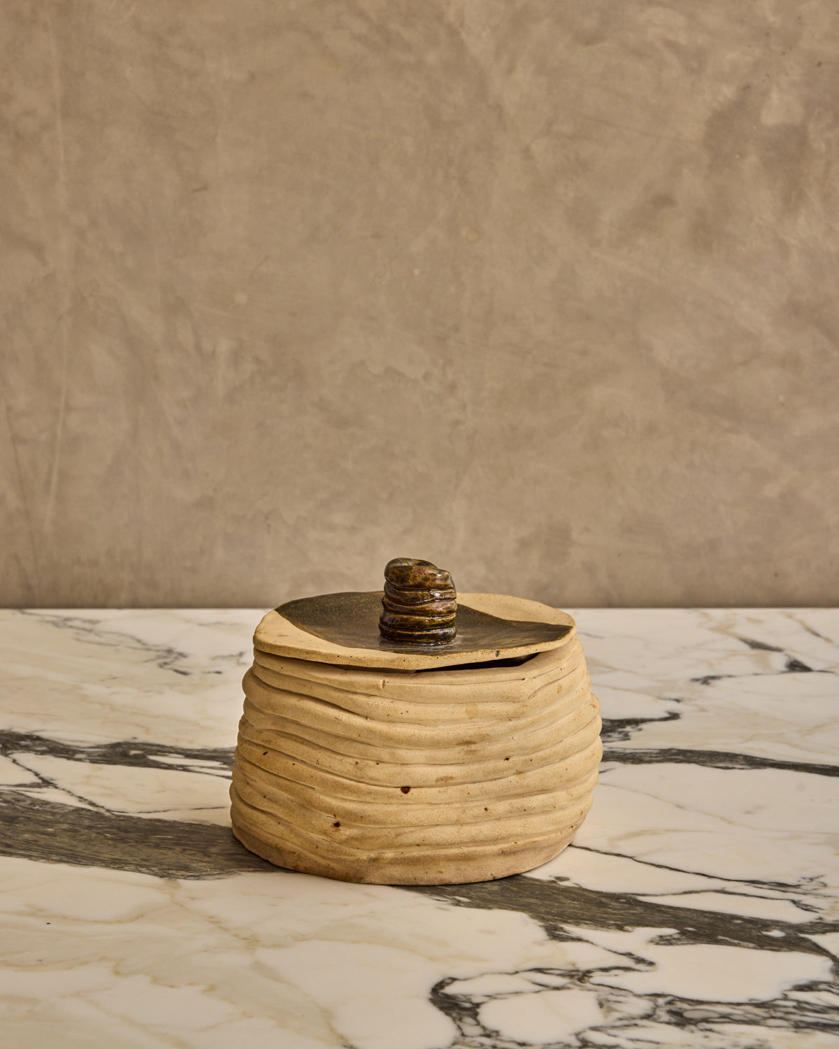 Lostine - Lidded Coil Pot