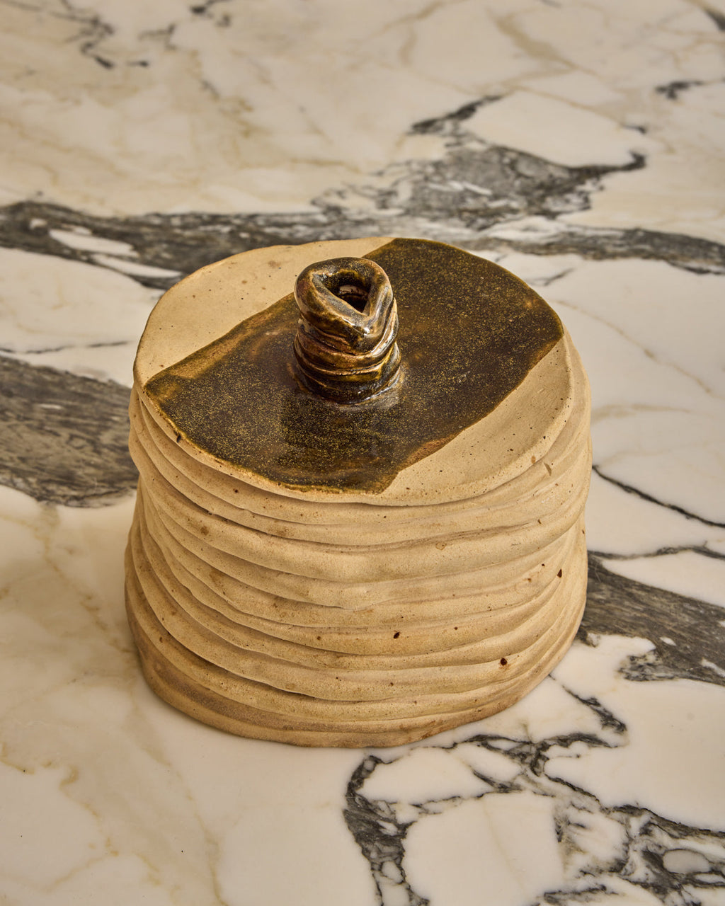 Lostine - Lidded Coil Pot