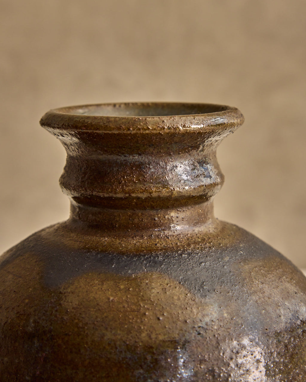 Lostine - Lobed Studio Vase