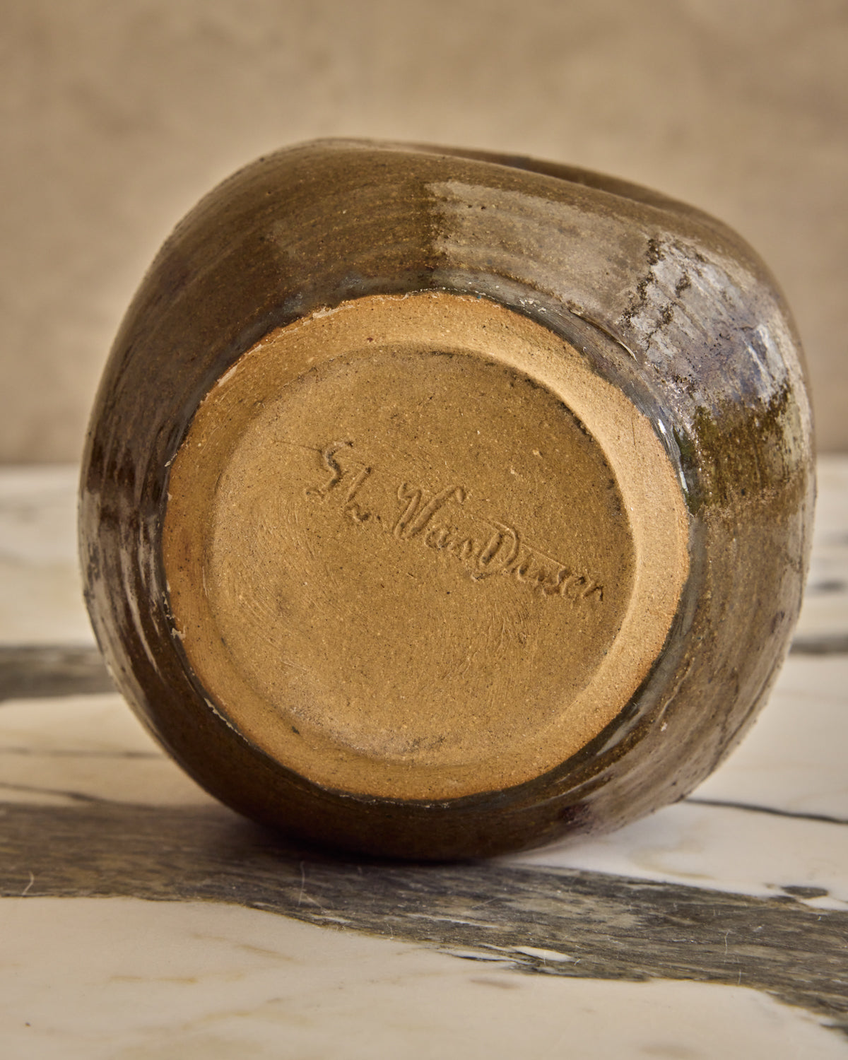 Lostine - Lobed Studio Vase
