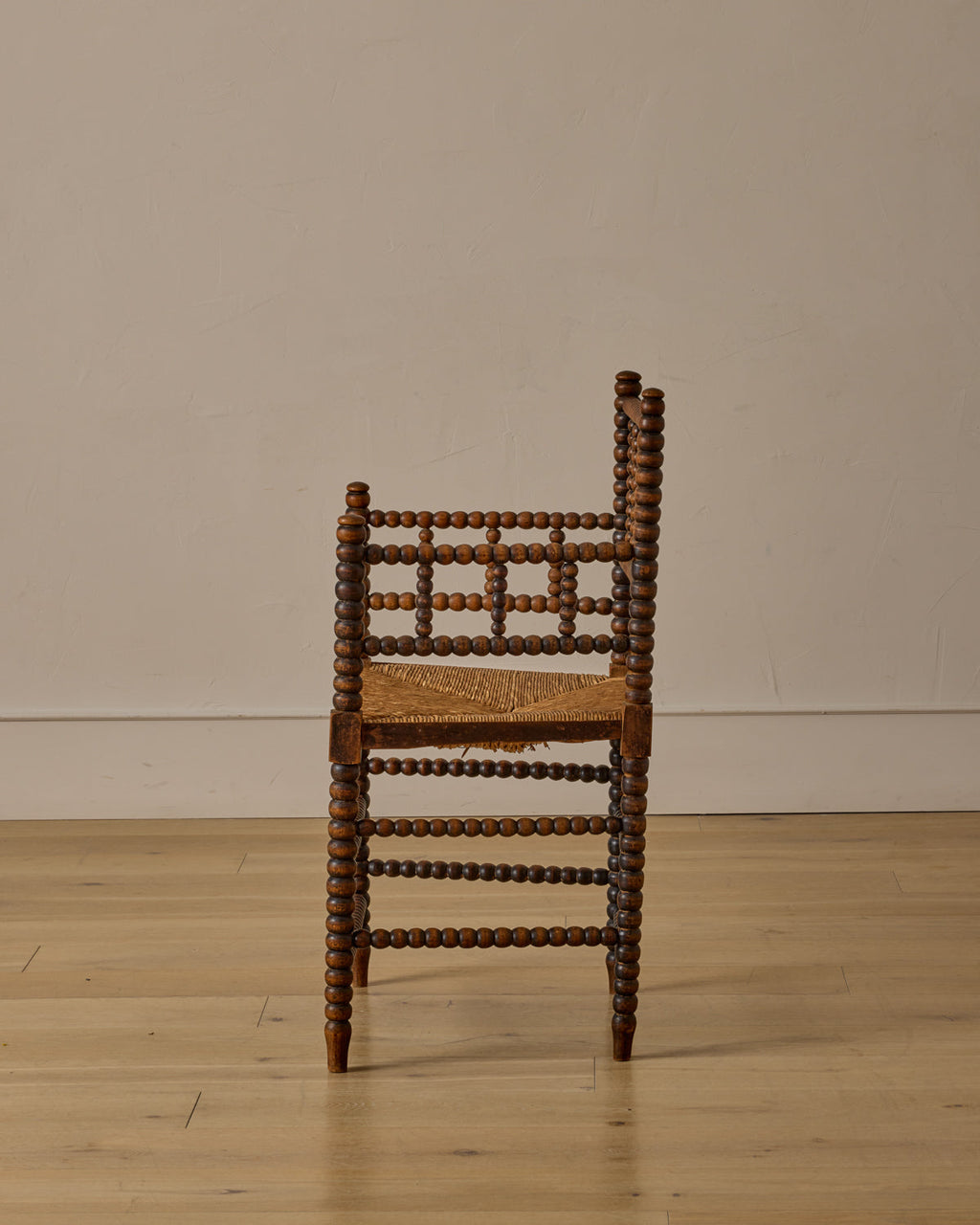 Lostine - Bobbin Turned Spindle Armchair