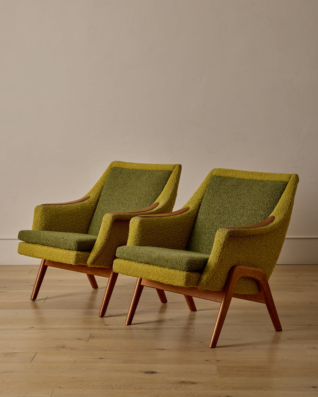 Lostine - Pair of Oak Frame Easy Chairs