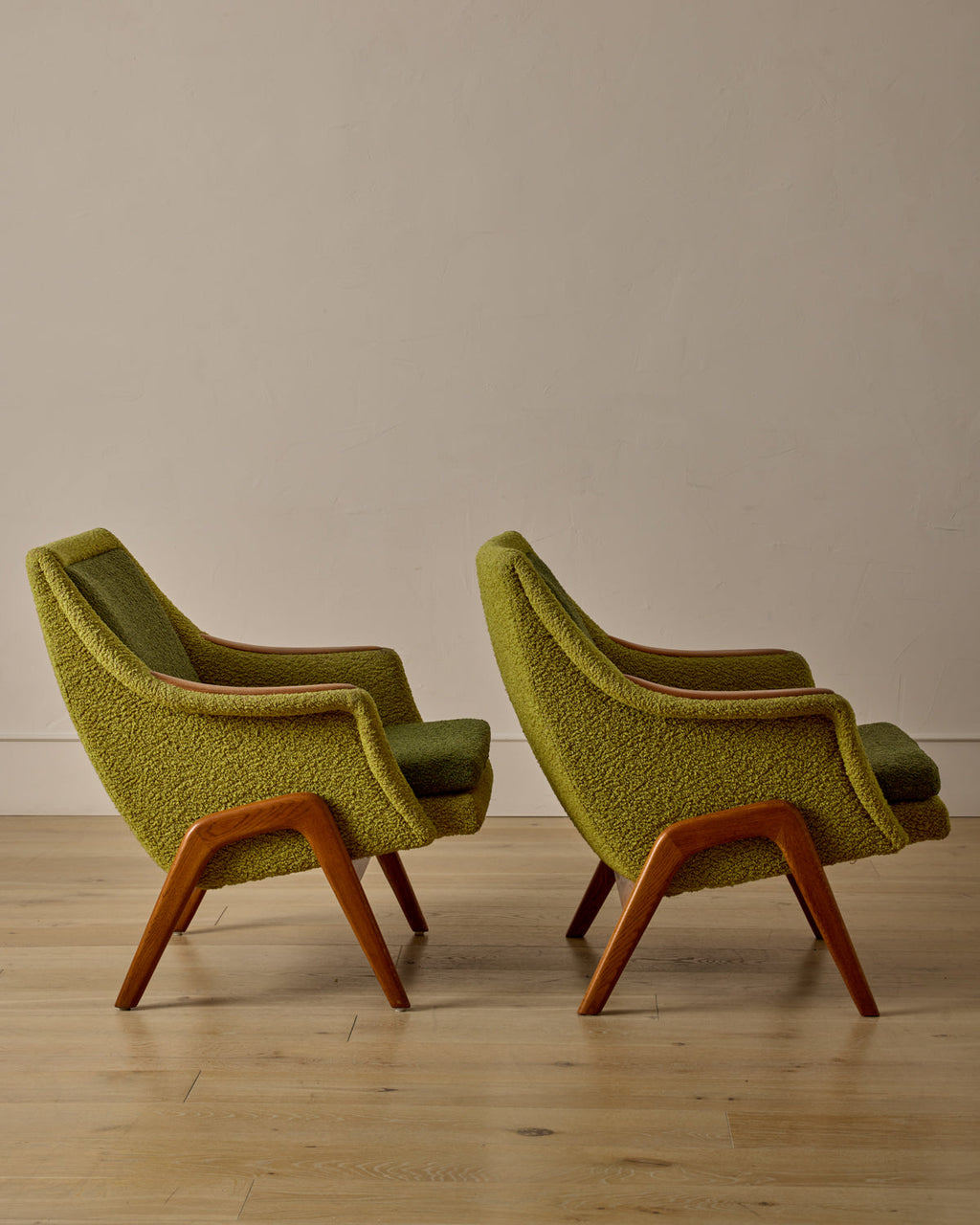 Lostine - Pair of Oak Frame Easy Chairs
