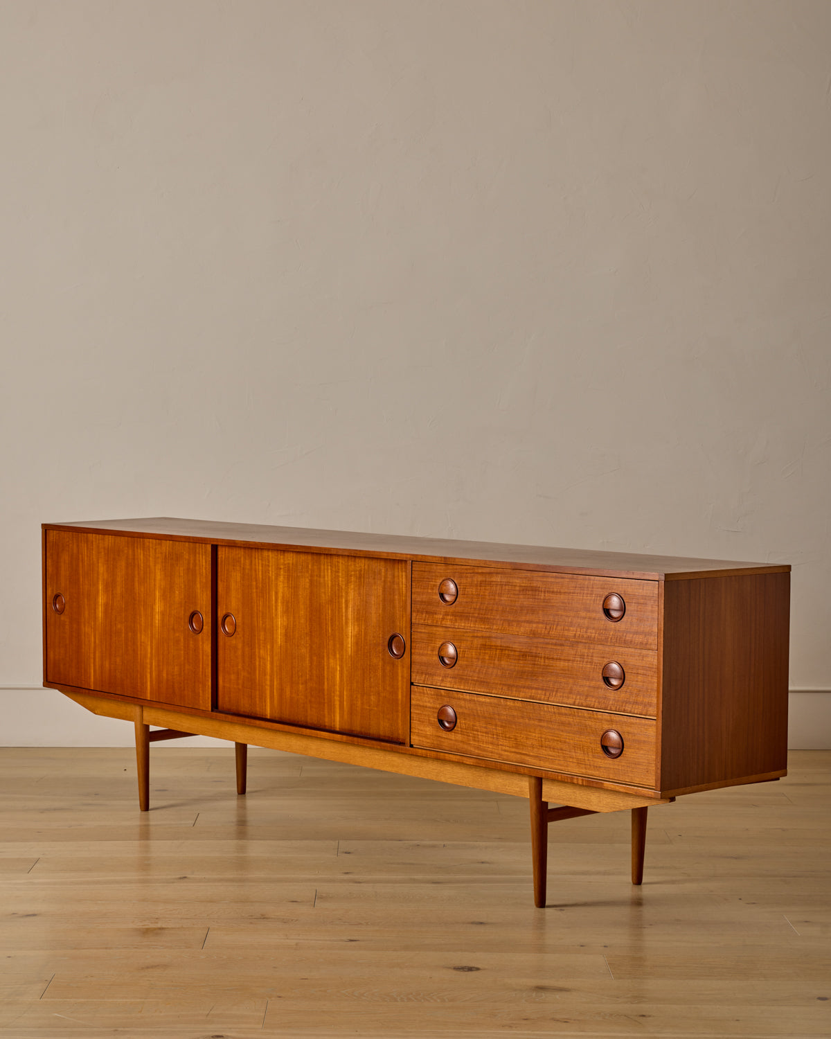 Lostine - 1950s Teak Sideboard by William Watting