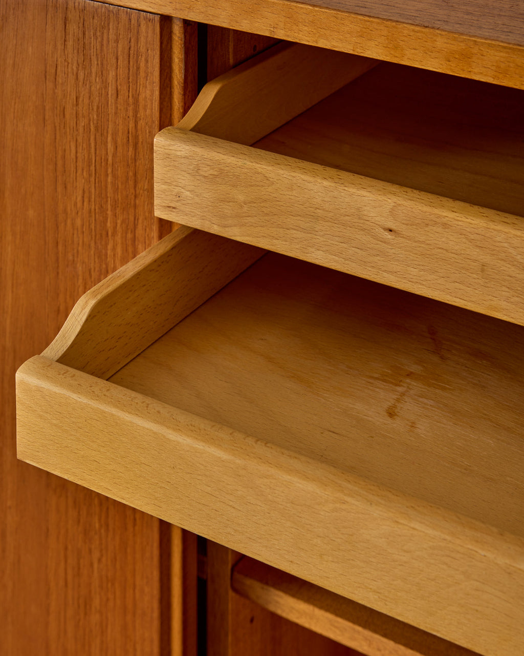 Lostine - 1960s Swedish Highboard