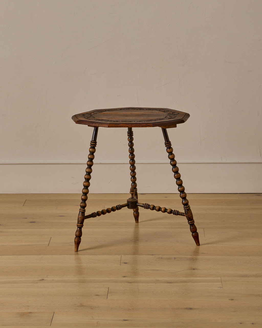 Lostine - Bobbin Occasional Table