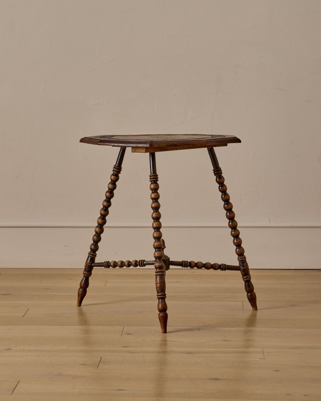 Lostine - Bobbin Occasional Table