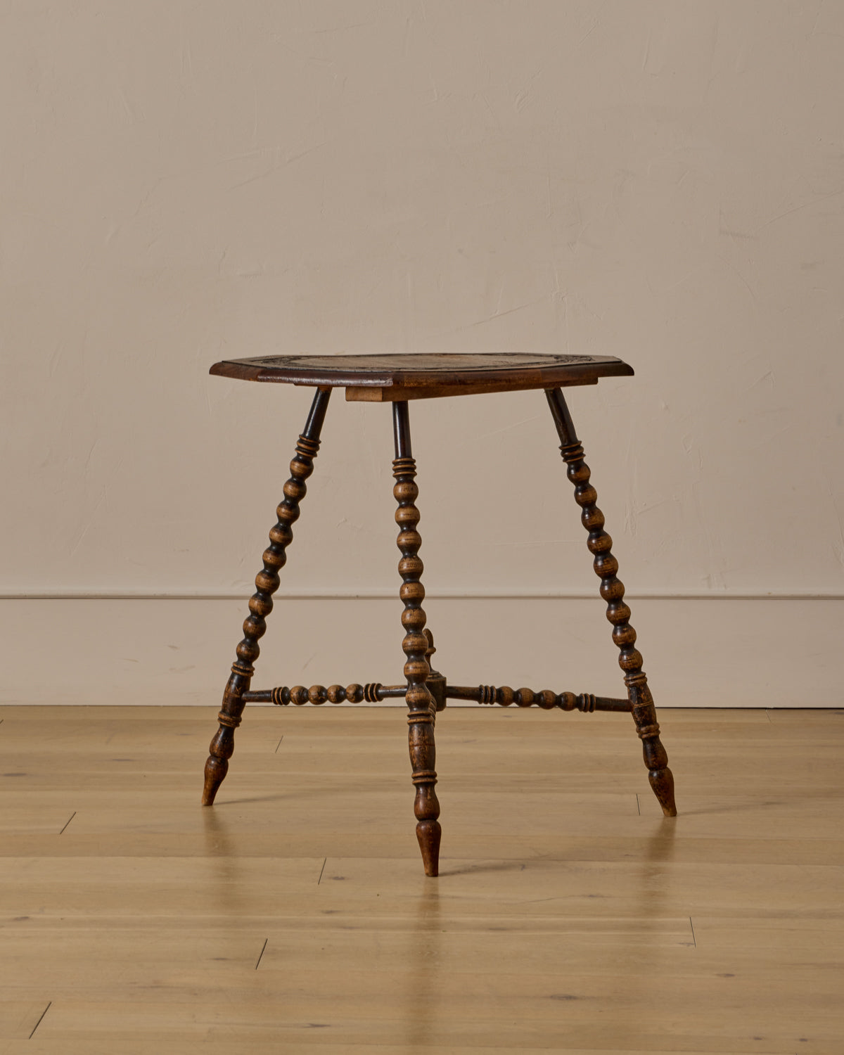 Lostine - Bobbin Occasional Table