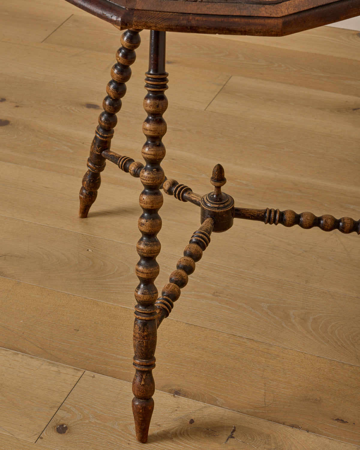 Lostine - Bobbin Occasional Table
