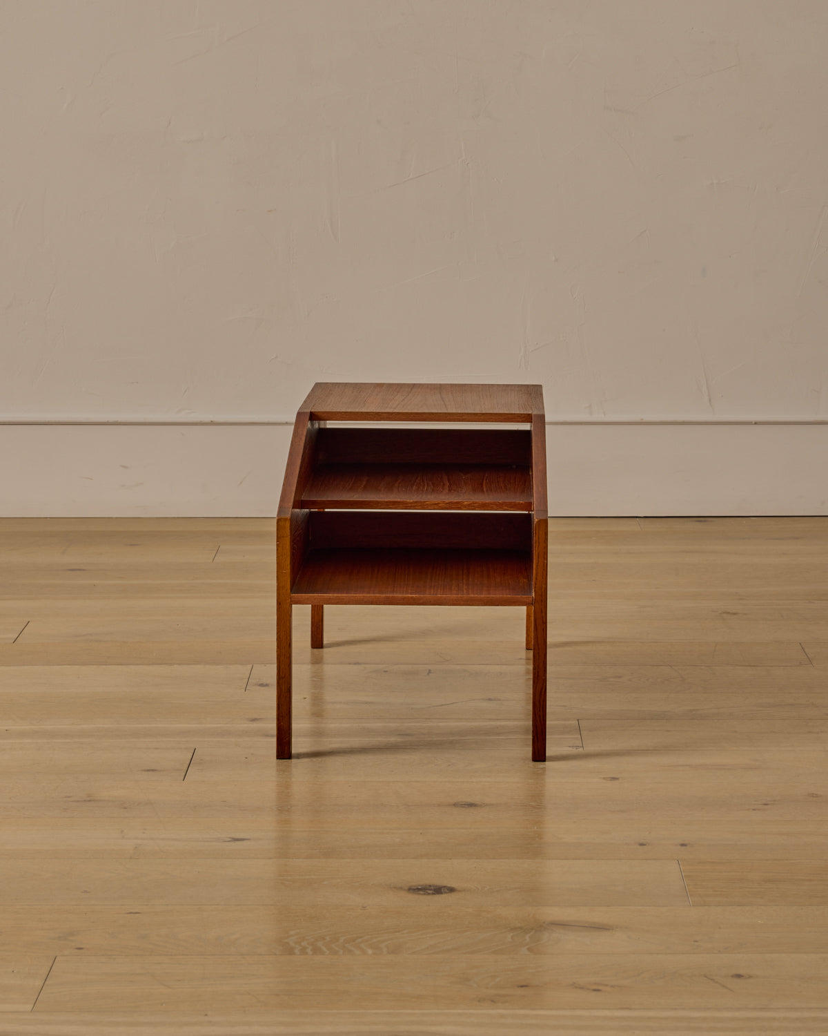 Lostine - Mid - Century Teak Tiered Table
