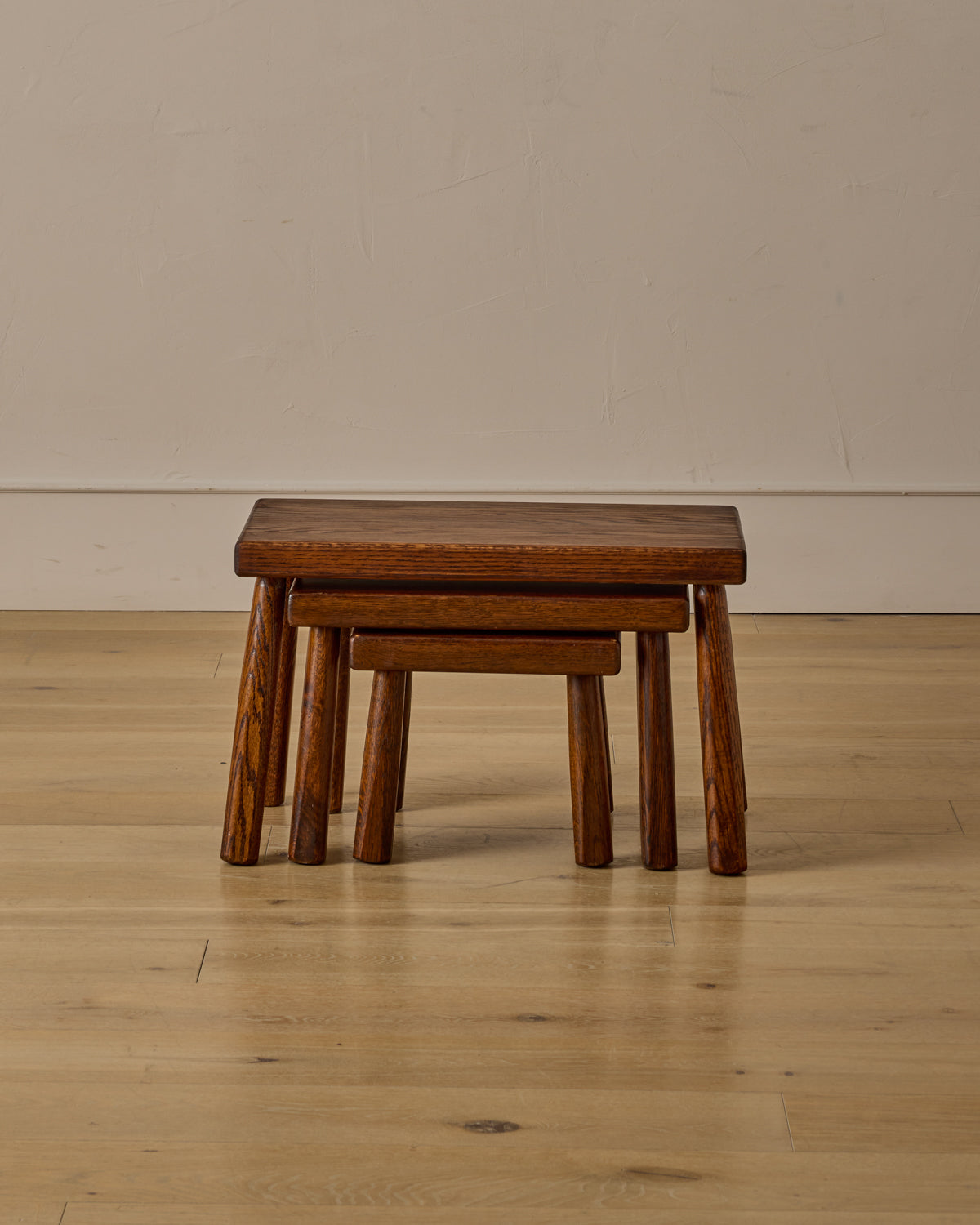 Lostine - Set of Dark Oak Nesting Tables