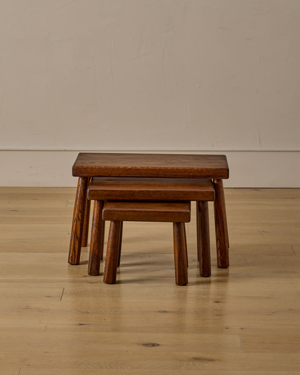 Lostine - Set of Dark Oak Nesting Tables