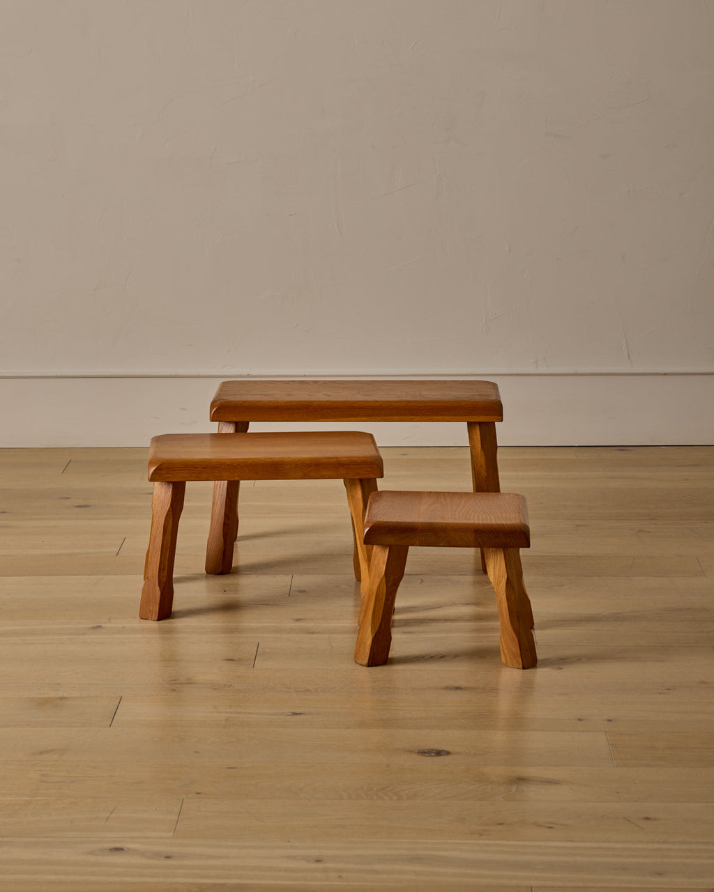 Lostine - Set of Sculptural Leg Nesting Tables