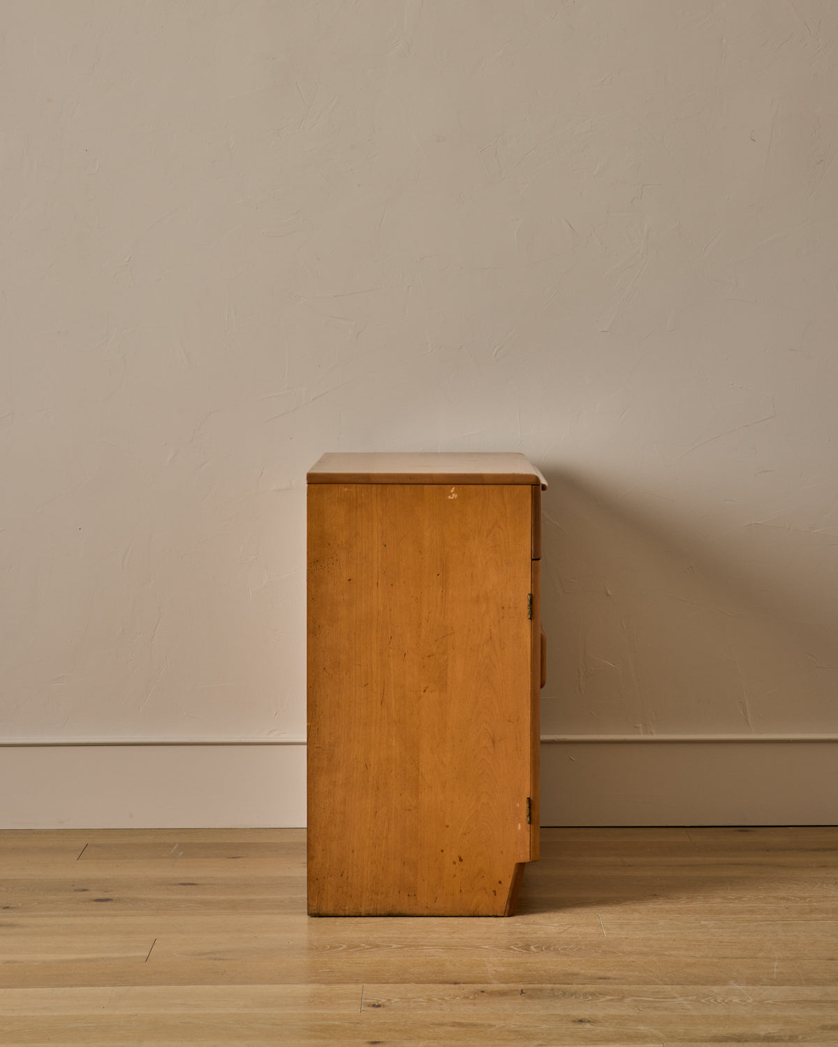 Lostine - Solid Birch Cabinets