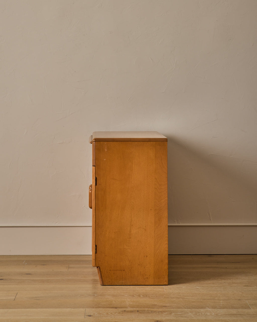 Lostine - Solid Birch Cabinets