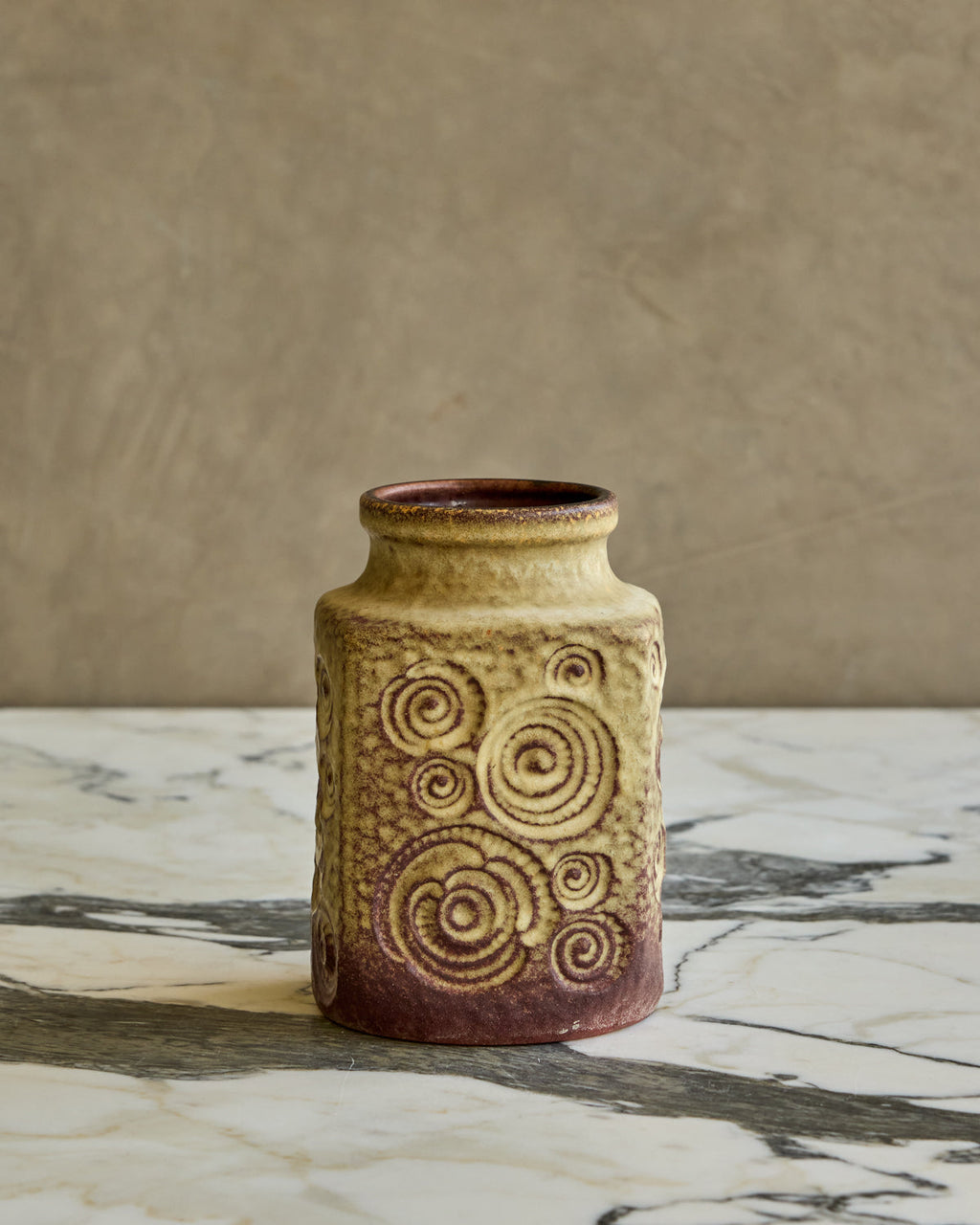 Lostine - Coil Pattern Vase