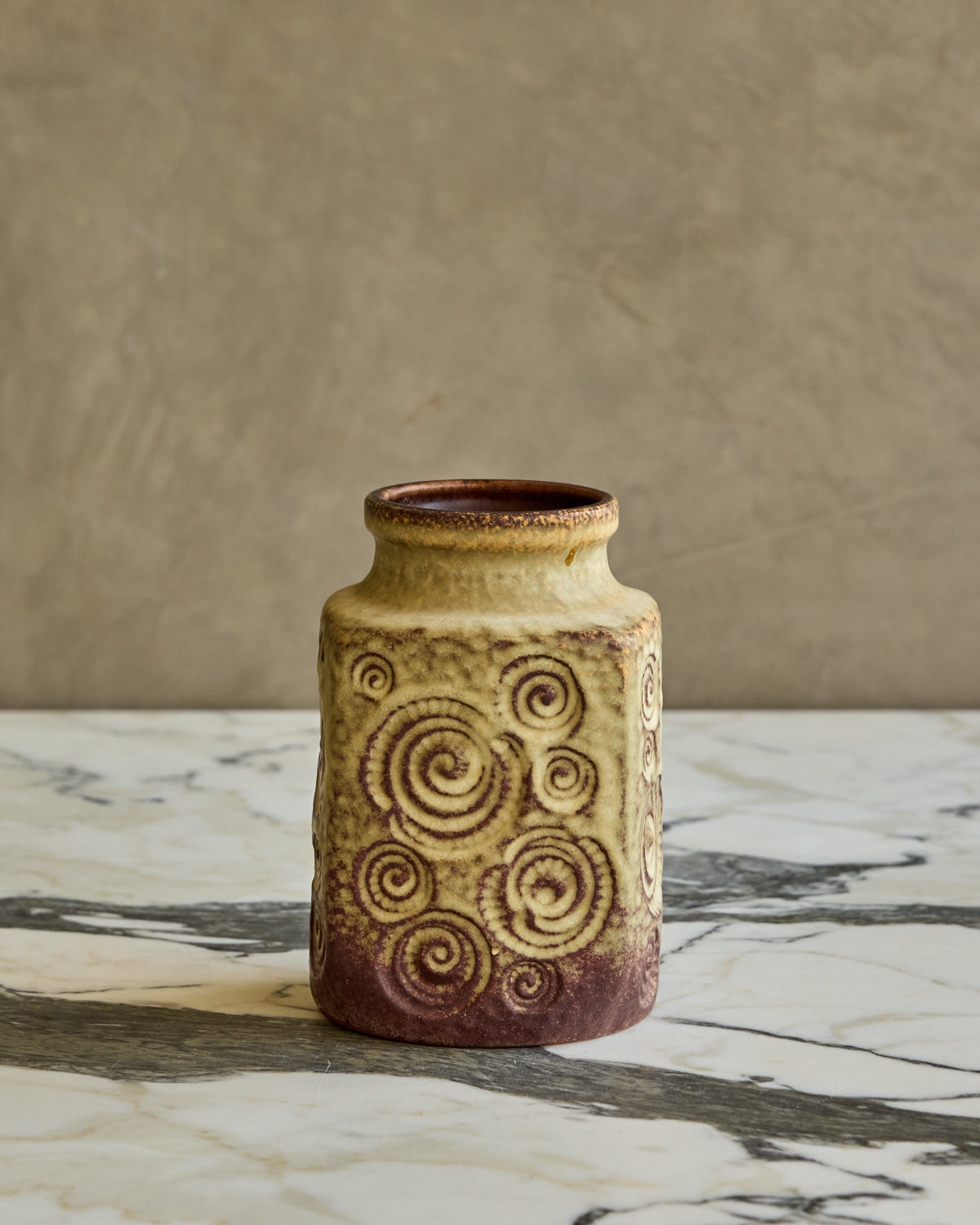 Lostine - Coil Pattern Vase