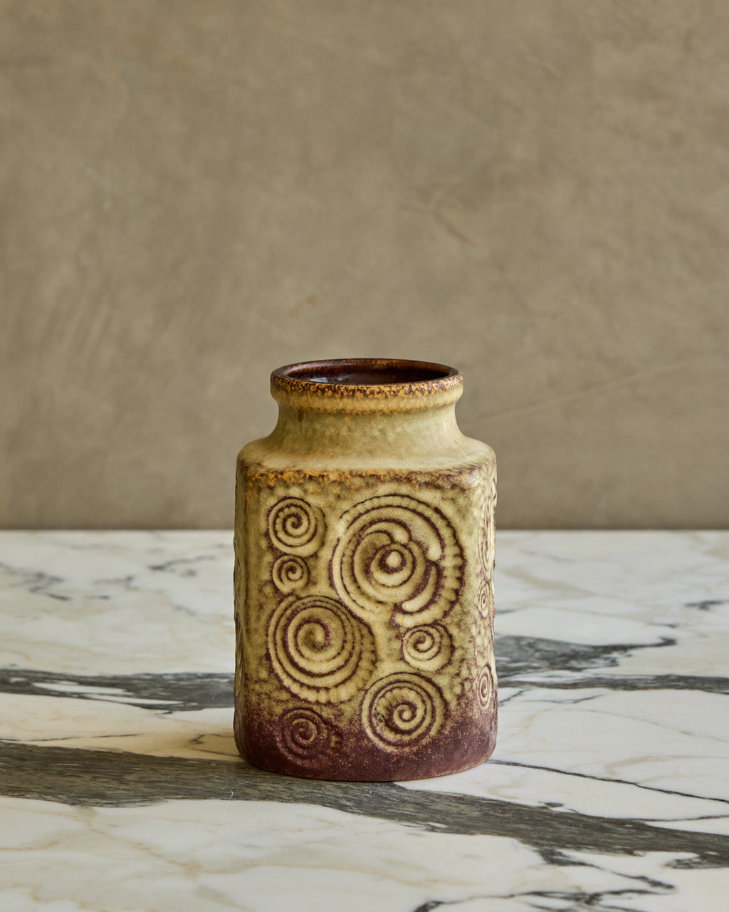 Lostine - Coil Pattern Vase