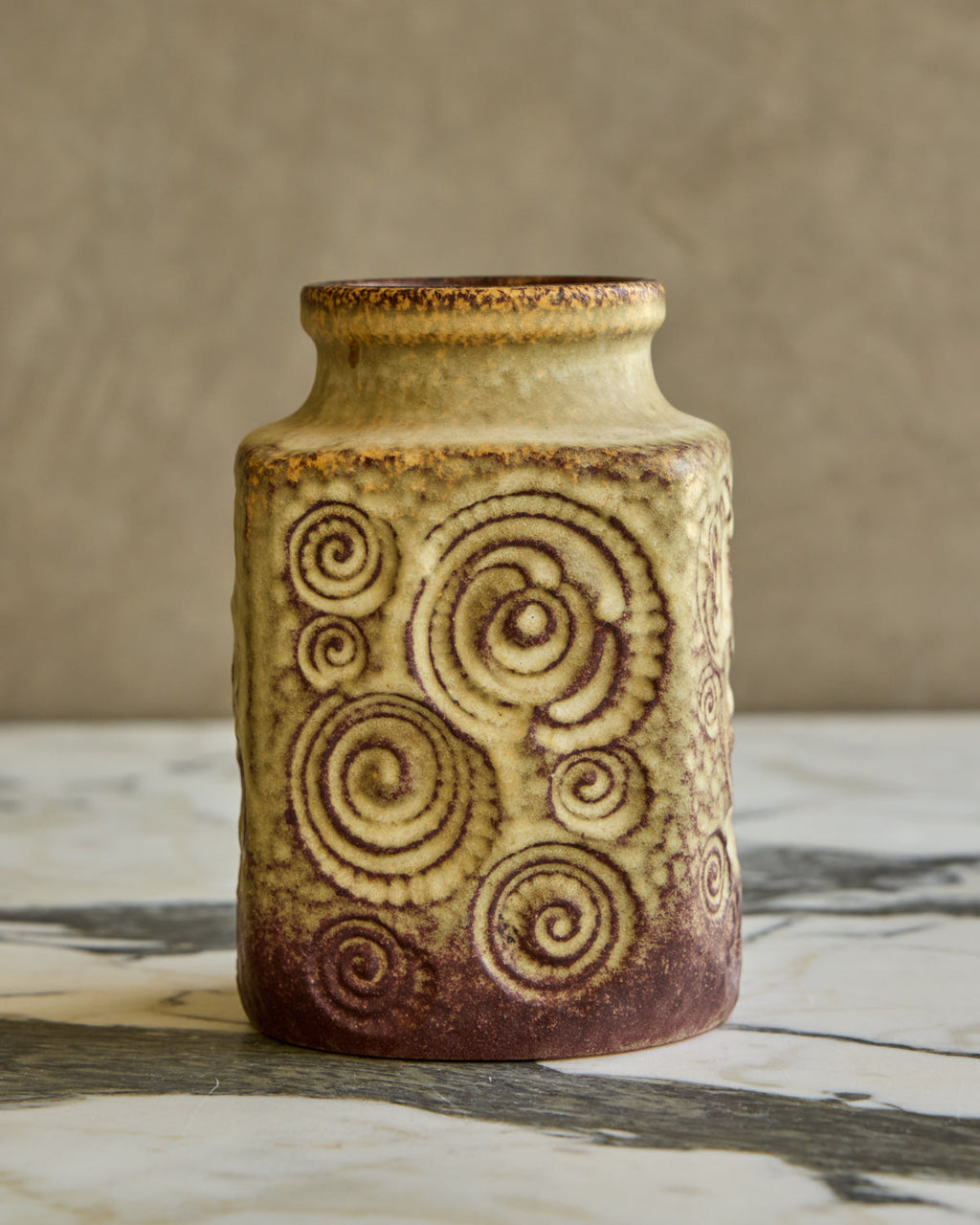 Lostine - Coil Pattern Vase