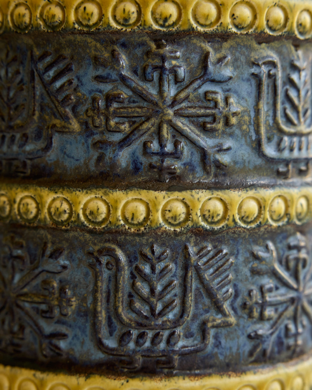 Lostine - Midnight Glyph Vase