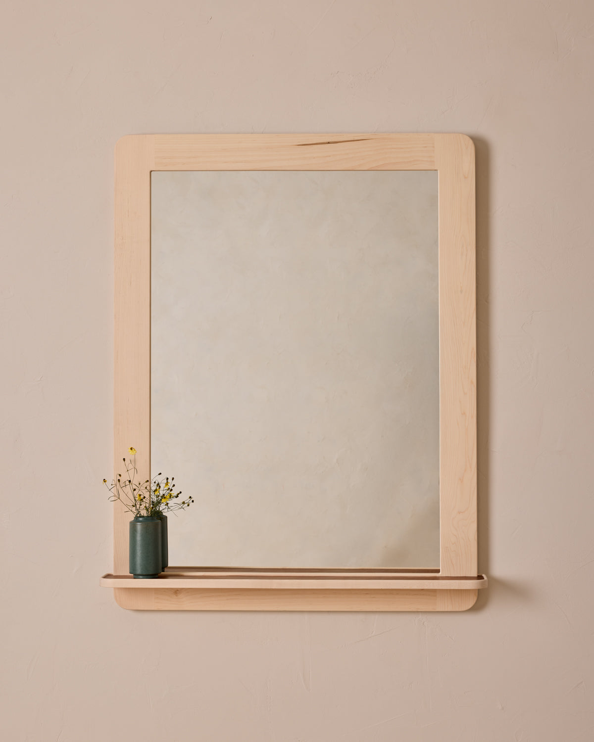 Lostine - Bennett Mirror with Shelf - Clear Maple