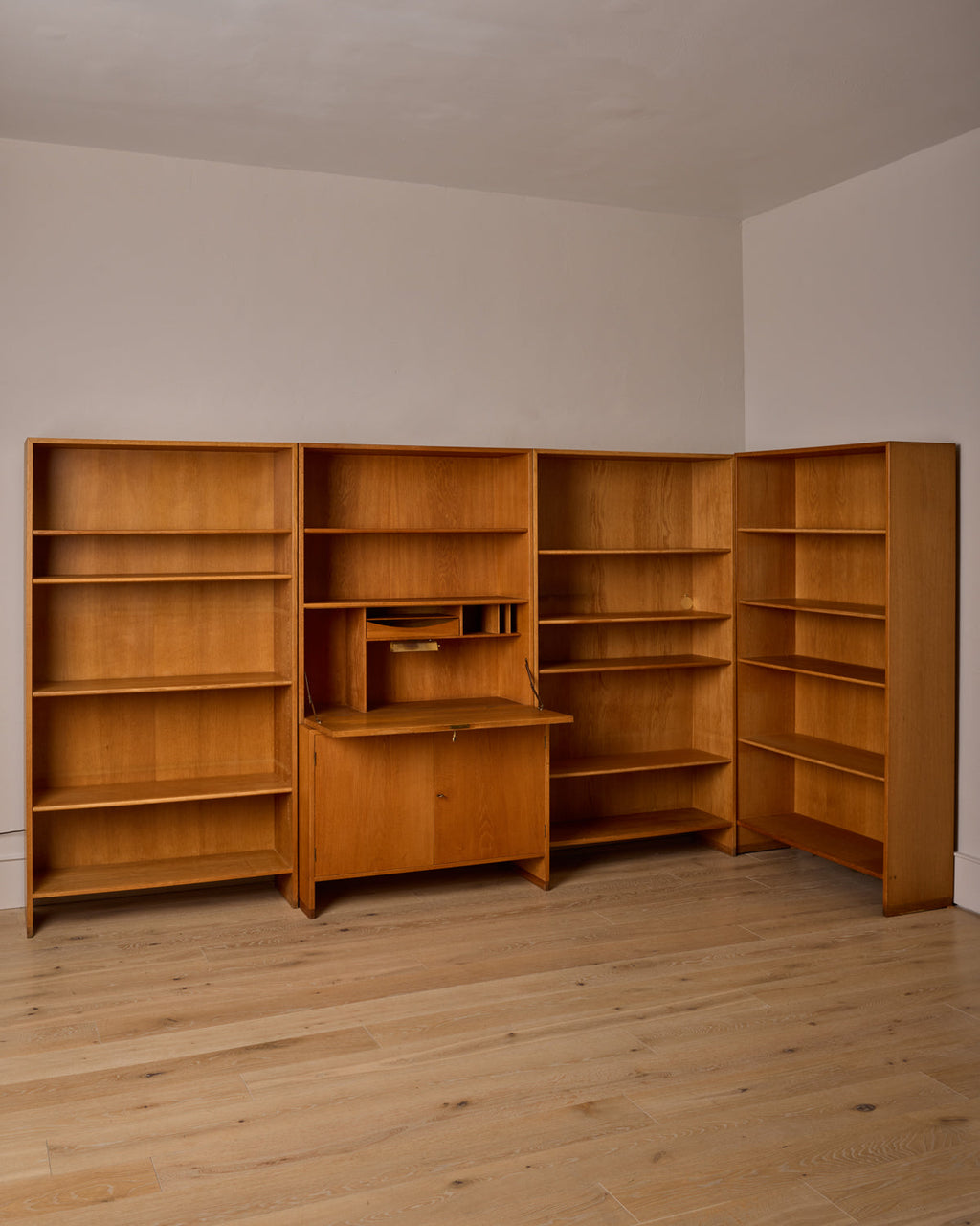 Lostine - Oak 4 - Section Room Divider by Hans J. Wegner