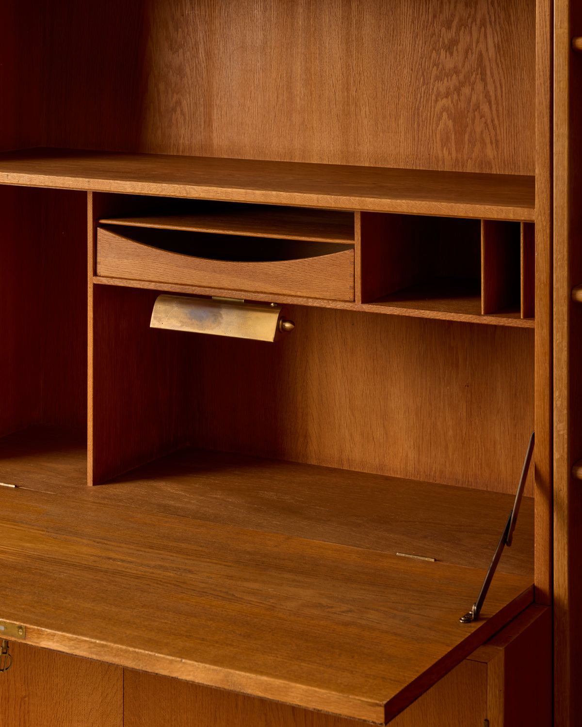 Lostine - Oak 4 - Section Room Divider by Hans J. Wegner