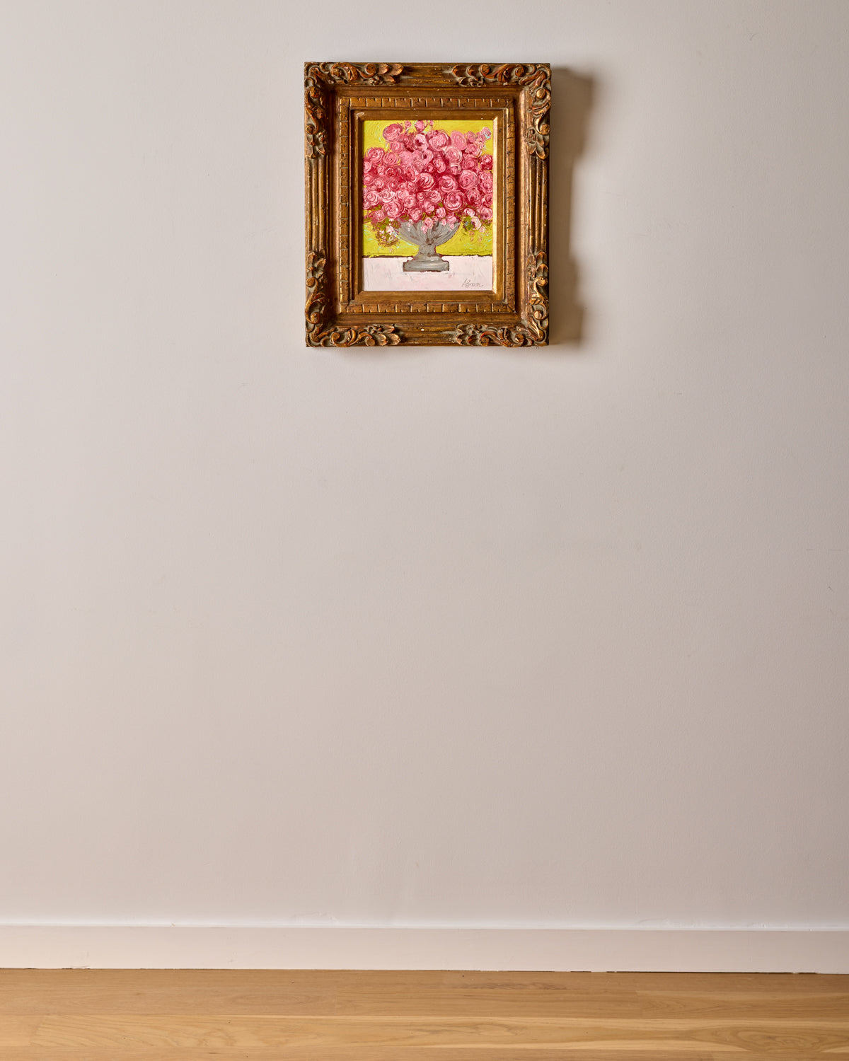 Lostine - Bouquet in Urn