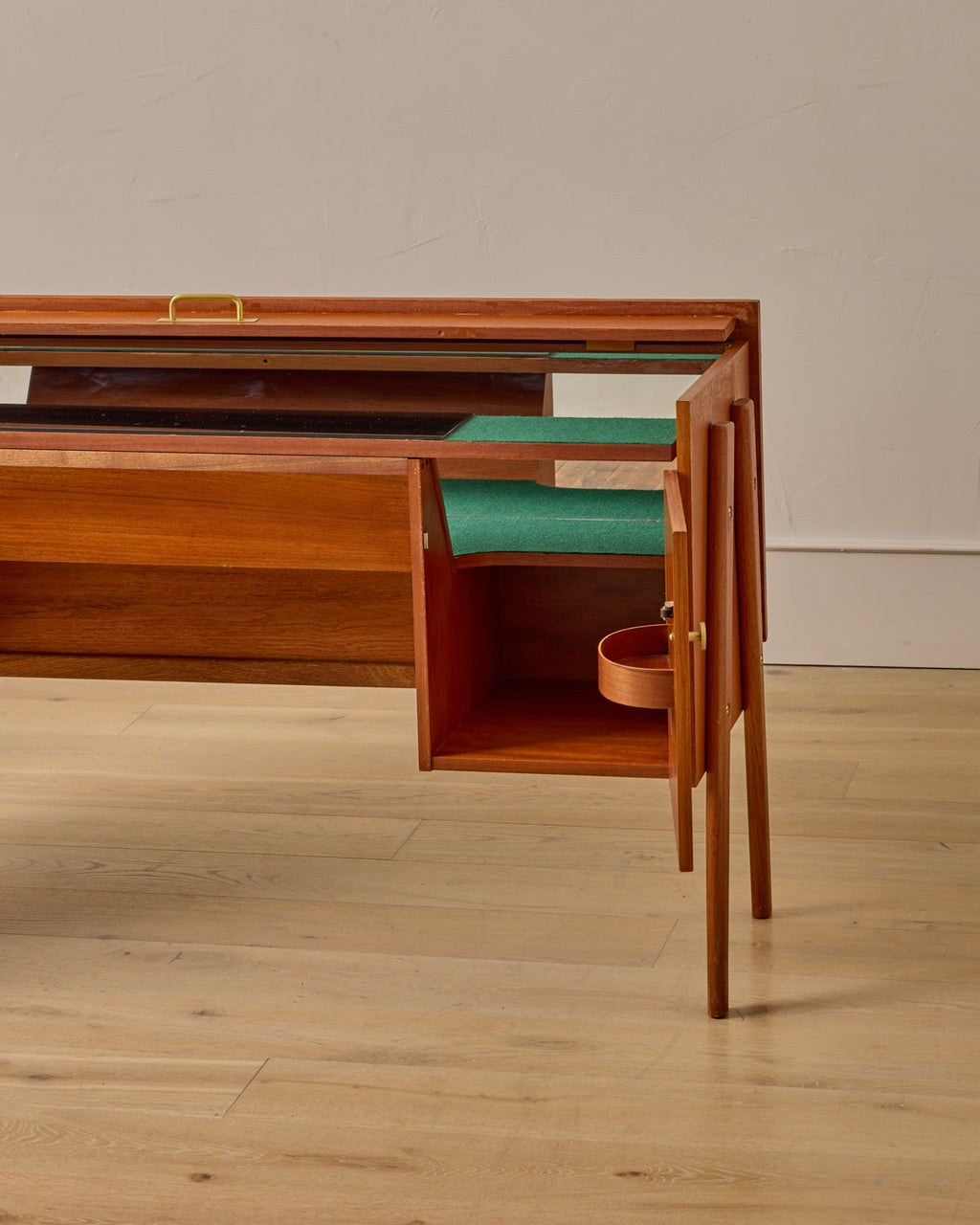 Lostine - Mid - Century Lift - Top Bar Cabinet