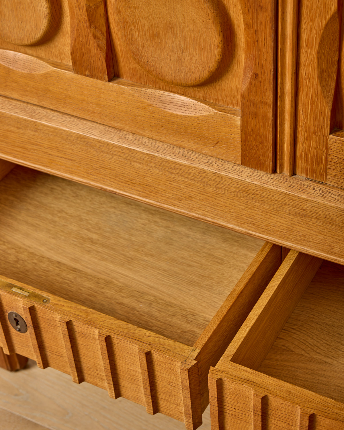 Lostine - 1960s Carved Oak Sideboard by Henning Kjaernulf