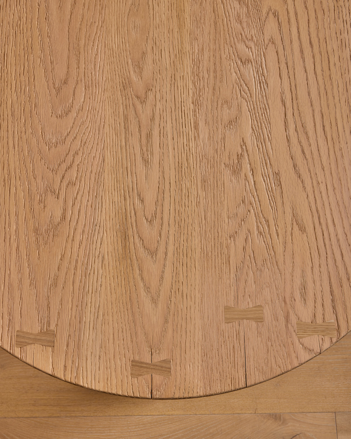 Lostine - Round Brutalist Side Table