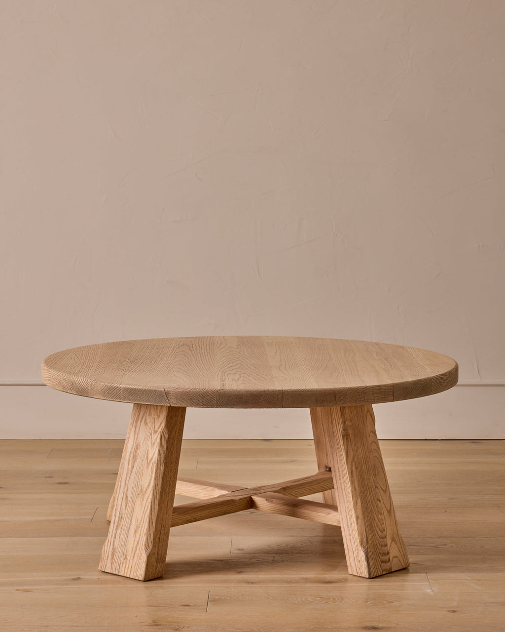 Lostine - Round Oak Brutalist Coffee Table