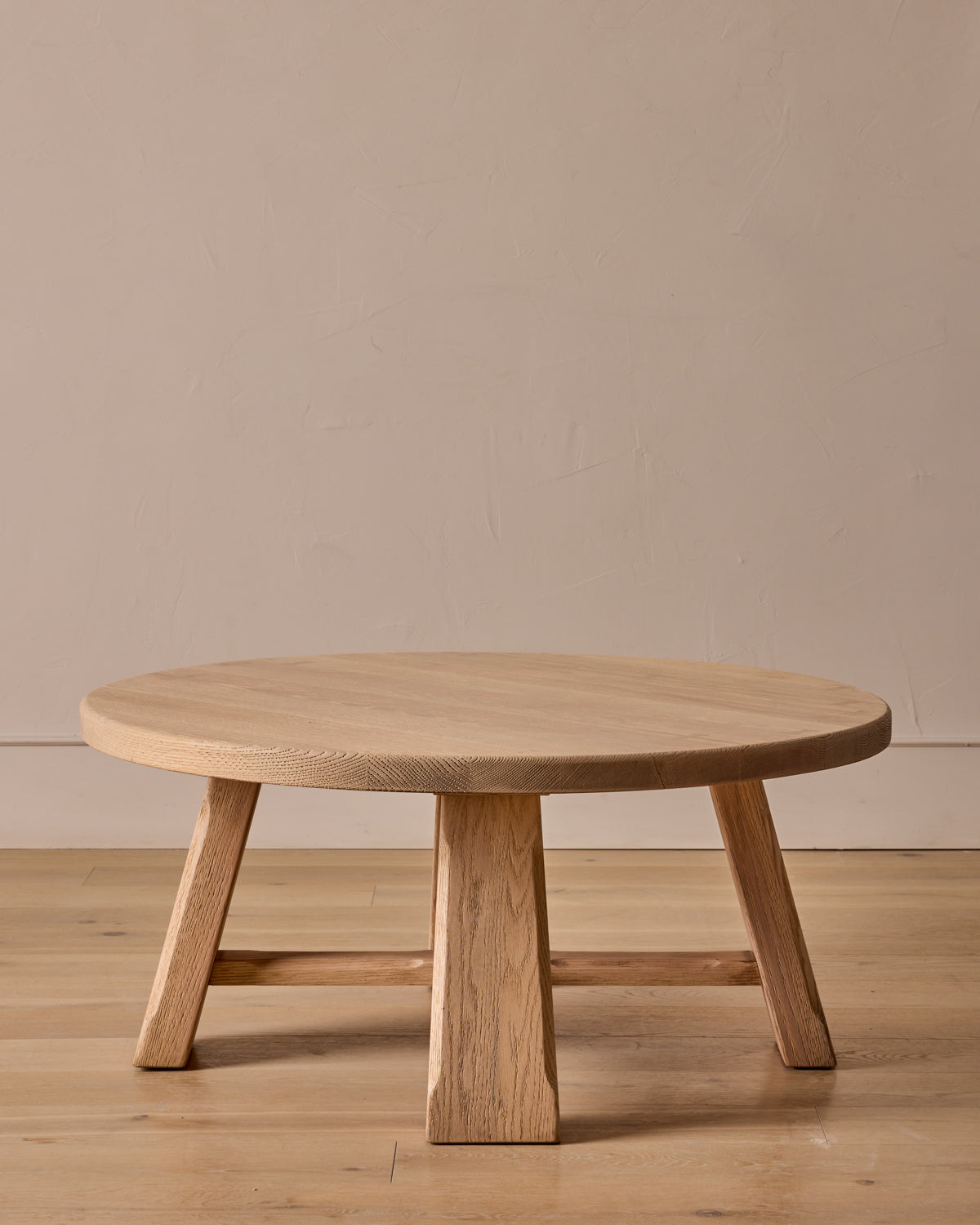 Lostine - Round Oak Brutalist Coffee Table