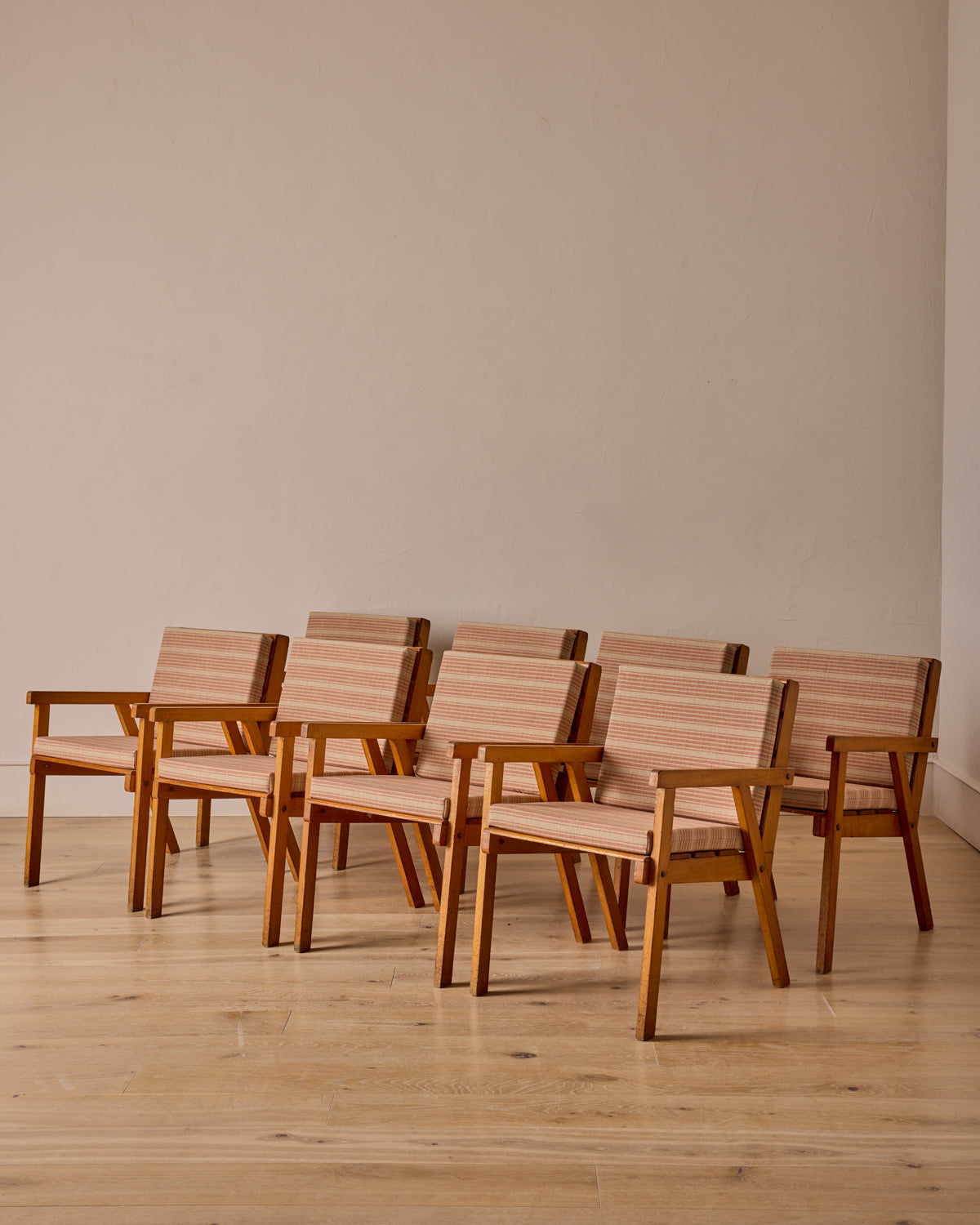 Lostine - Set of Slat Dining Chairs