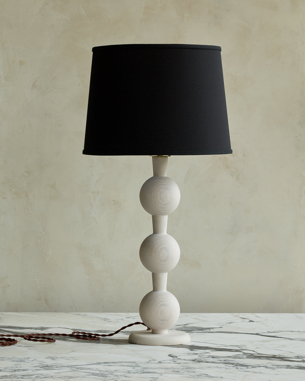 Lostine - Hugo Barbell Table Lamp